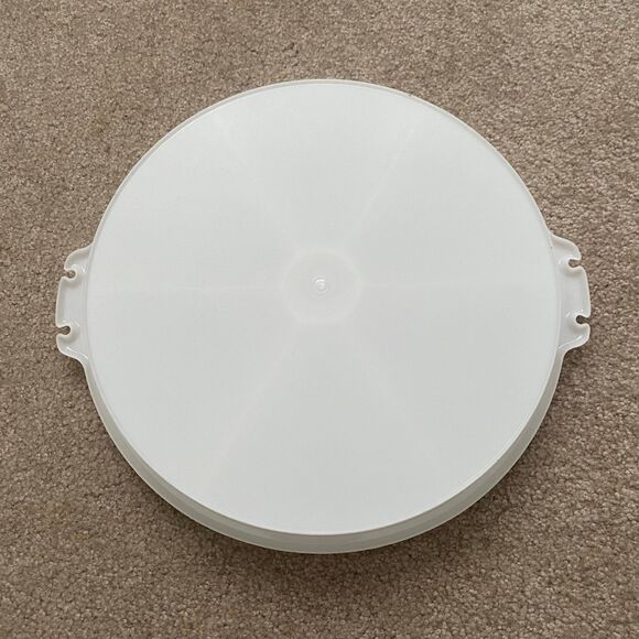 Vintage Tupperware Divided Relish Tray with Lid EUC Veggie Party Tray Hosting - Picture 3 of 11